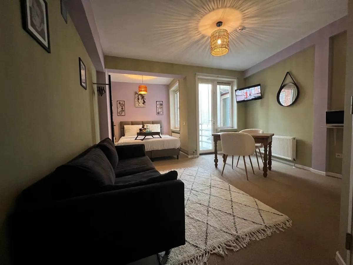 Apartment Lotelito Roomzzz Antwerp Belgium