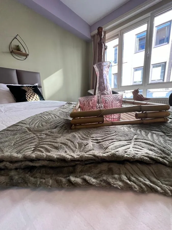 Apartment Lotelito Roomzzz Antwerp Belgium